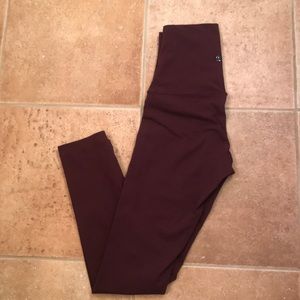 Lululemon Hi-Rise Wunder Under Pants, Size 4